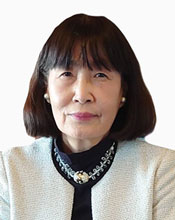 会長　山本ナミエ